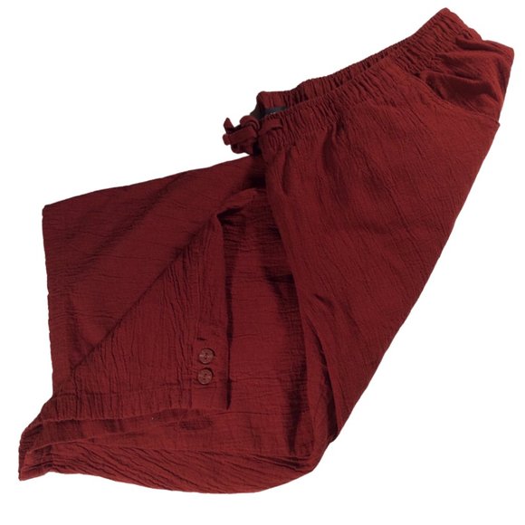 👗5/$25 - Burgundy Elastic Waist Crinkle Capri Pant w/ Tie - Picture 1 of 1
